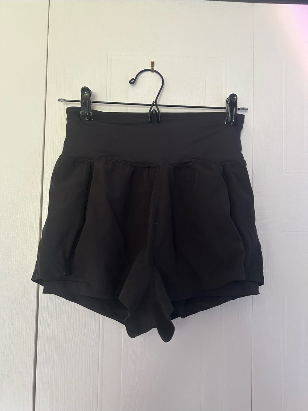 Oysho Black High-Waist Women’s Athletic Shorts